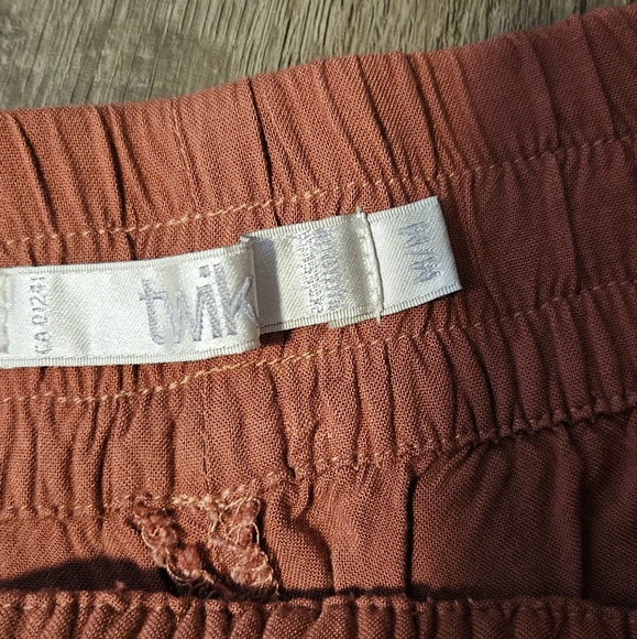 loose pants - Picture 2 of 4